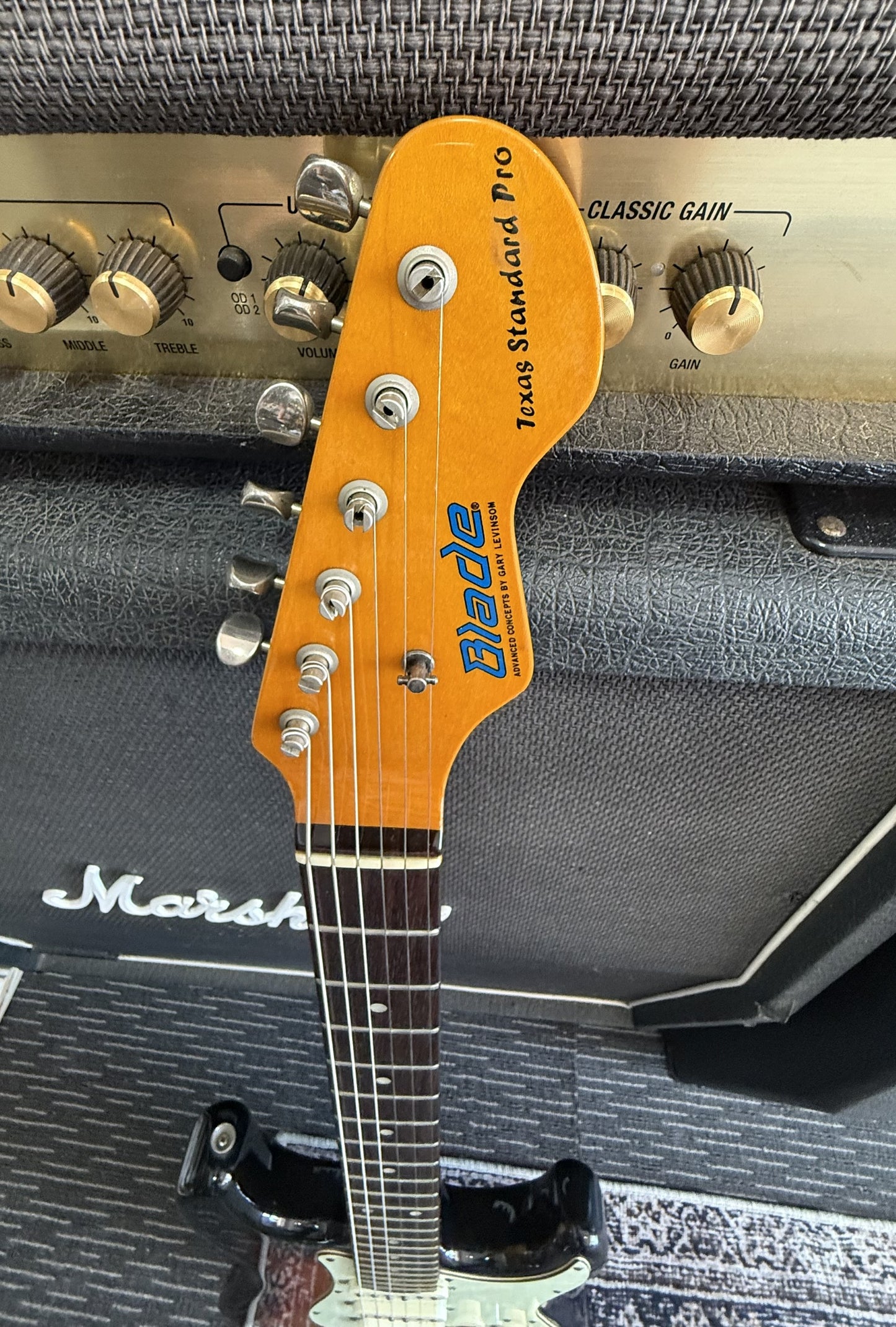 LEVINSON BLADE - TEXAS STANDARD PRO - MID 2000'S WITH CASE