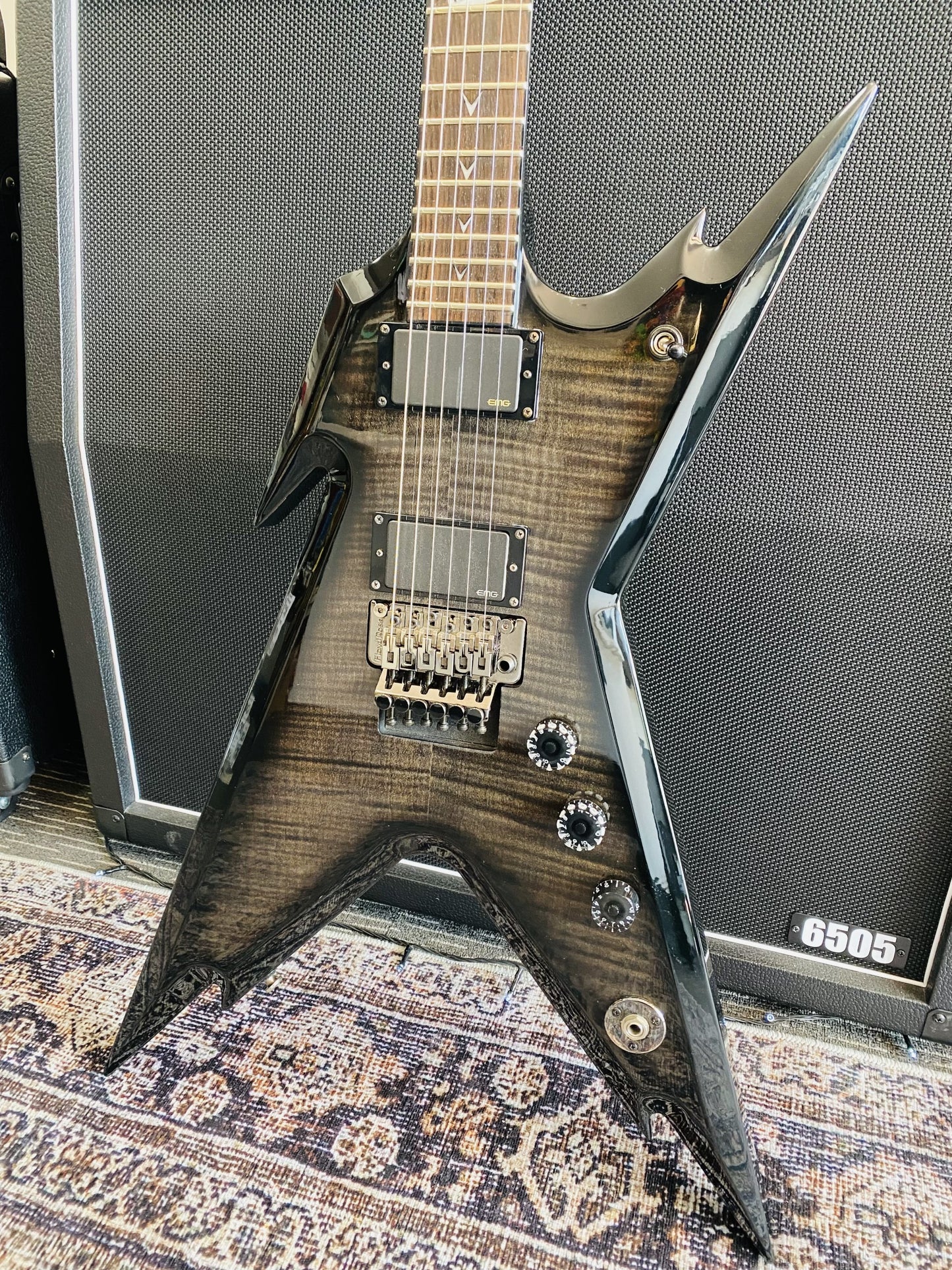 DEAN RAZORBACK DCR LTD #69/100 TRANS BLACK - WITH CASE (Pre-Loved)