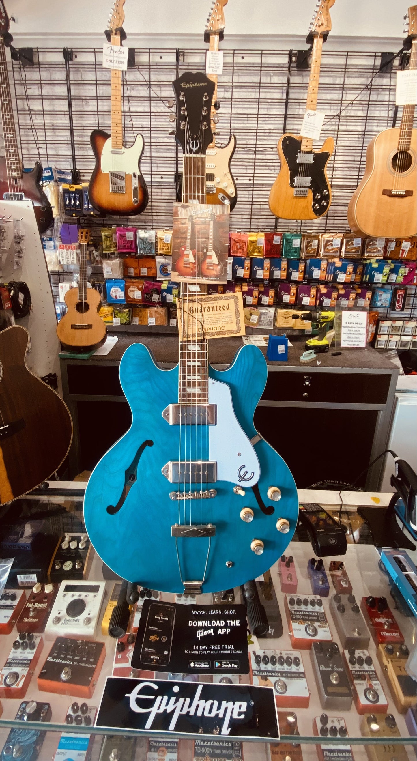 EPIPHONE CASINO IN WORN DENIM FINISH WITH GIG BAG (Pre-Loved)
