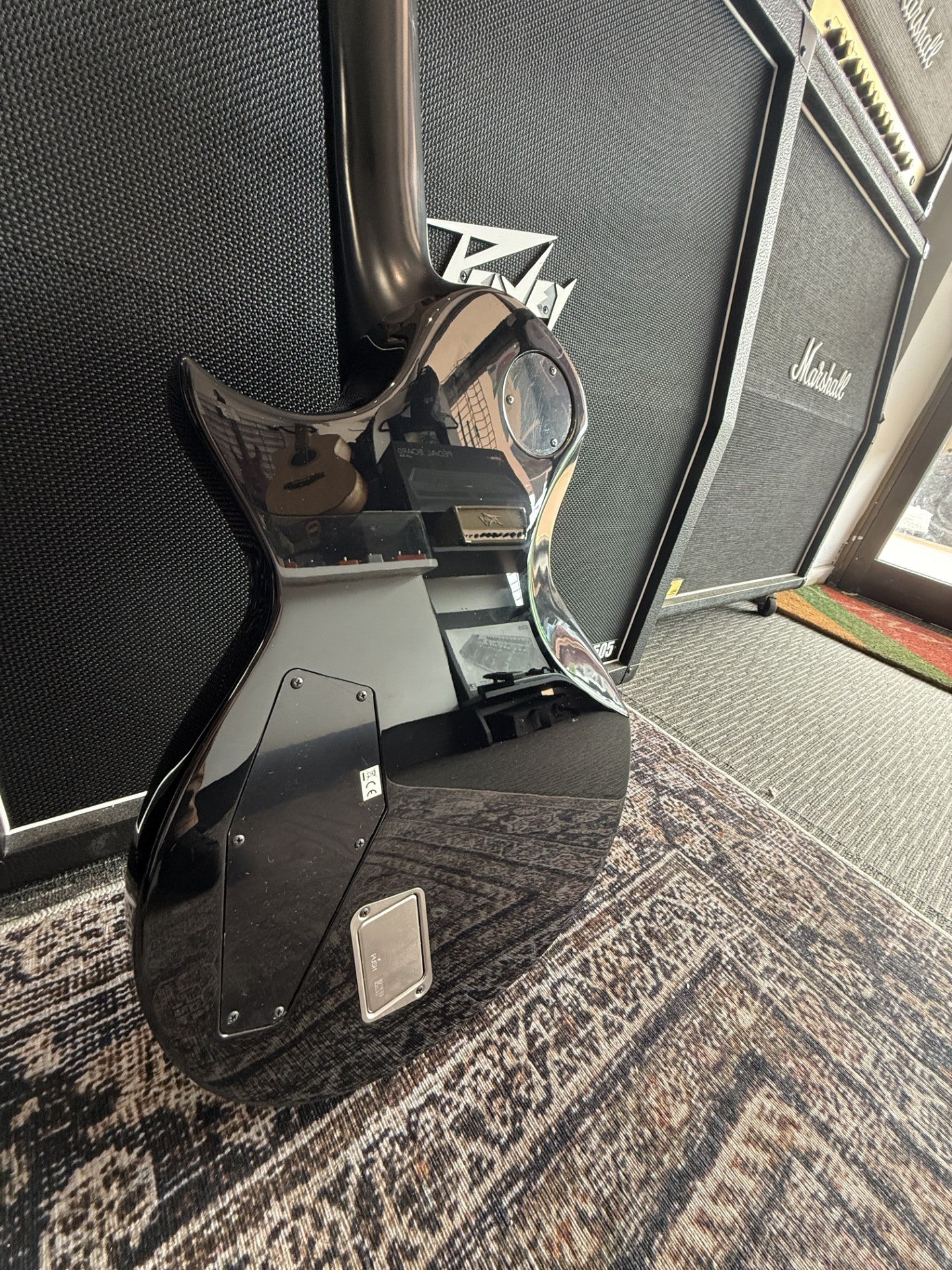 ESP ECLIPSE E-11 TIGER EYE WITH CASE - MINT CONDITION Pre-Loved