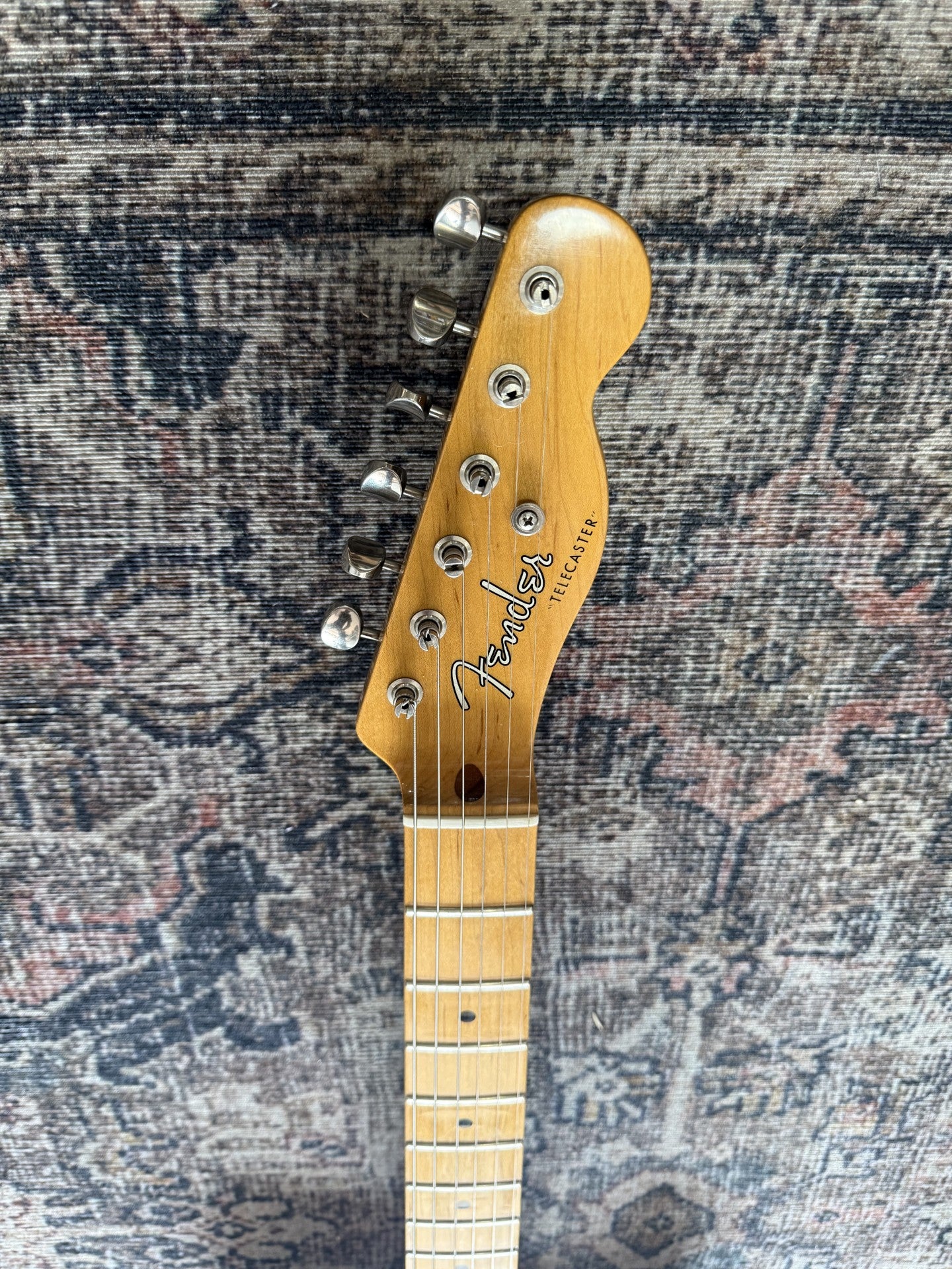 FENDER BAJA TELECASTER SUNBURST WITH CASE (Pre-Loved)