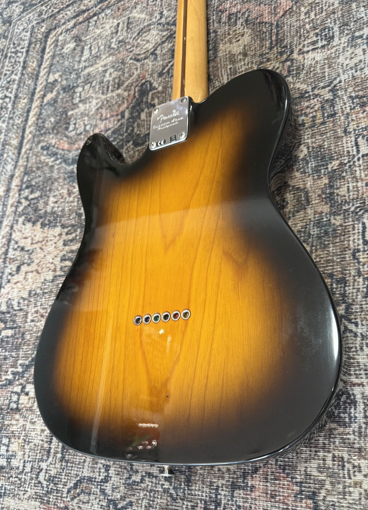 FENDER BAJA TELECASTER SUNBURST WITH CASE (Pre-Loved)