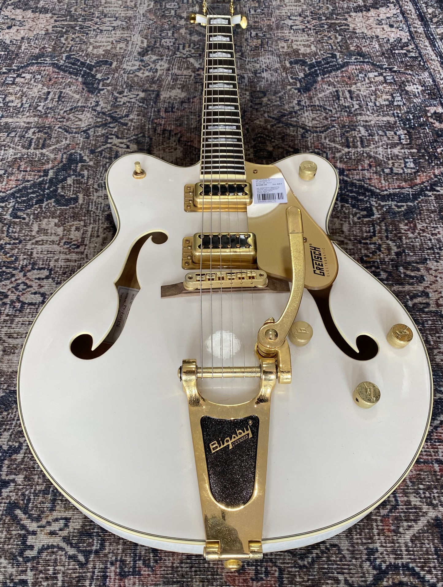GRETSCH G5422TG WHITE HOLLOWBODY WITH GRETSCH CASE (Pre-Loved)