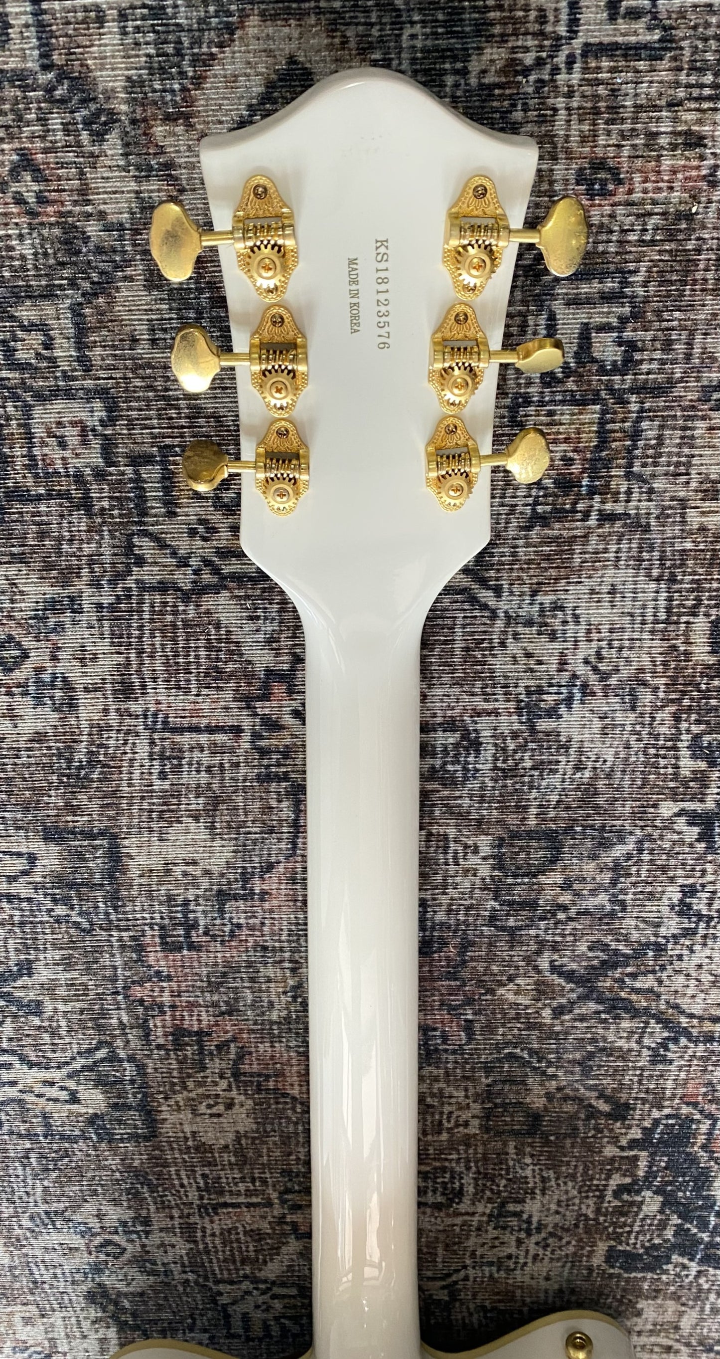GRETSCH G5422TG WHITE HOLLOWBODY WITH GRETSCH CASE (Pre-Loved)