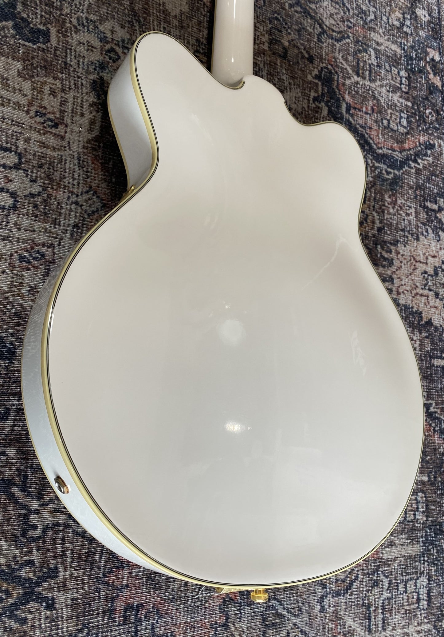 GRETSCH G5422TG WHITE HOLLOWBODY WITH GRETSCH CASE (Pre-Loved)