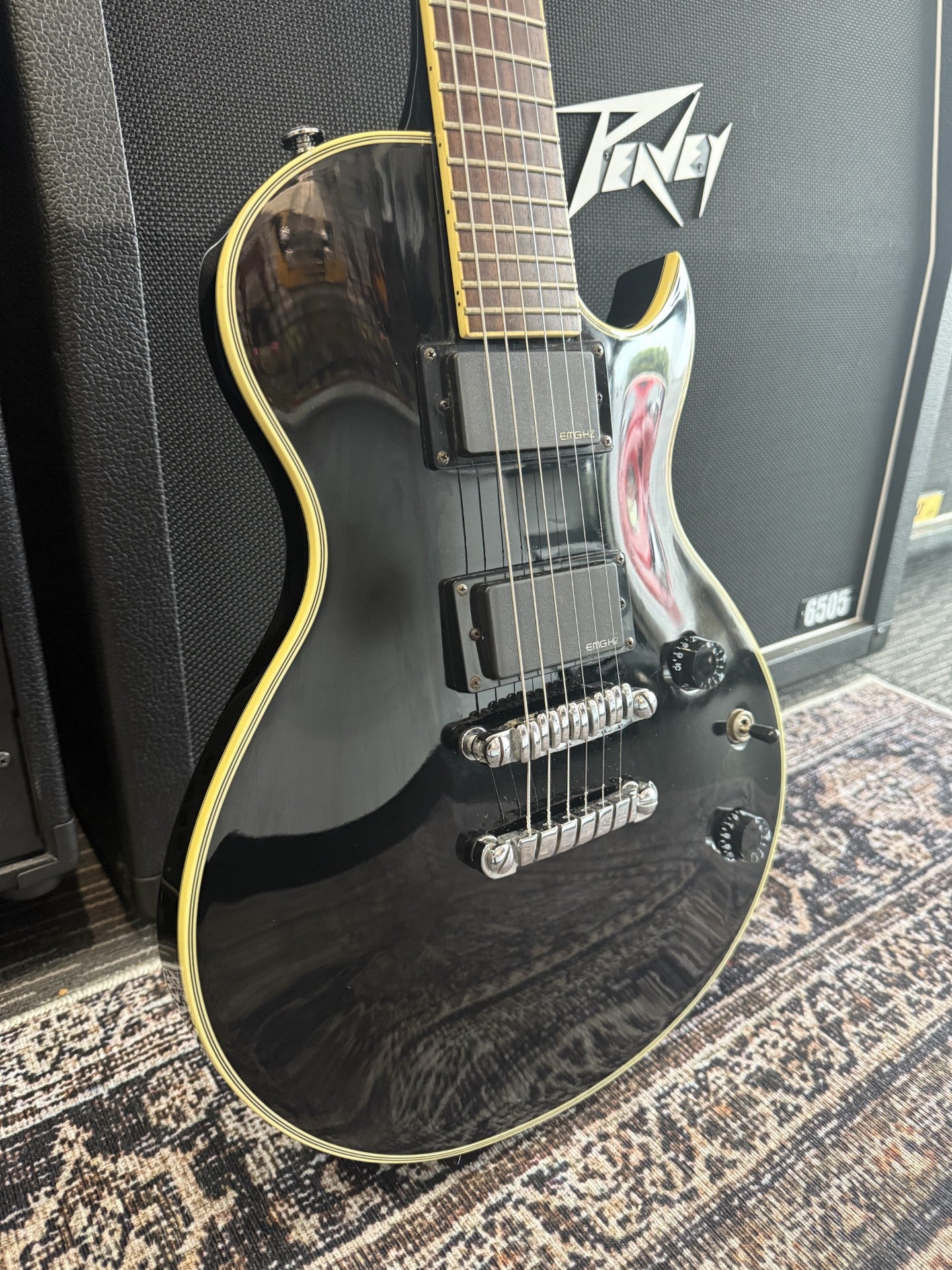 IBANEZ ARTIST ARZ400 ELECTRIC GUITAR - BLACK NO CASE (Pre-Loved)