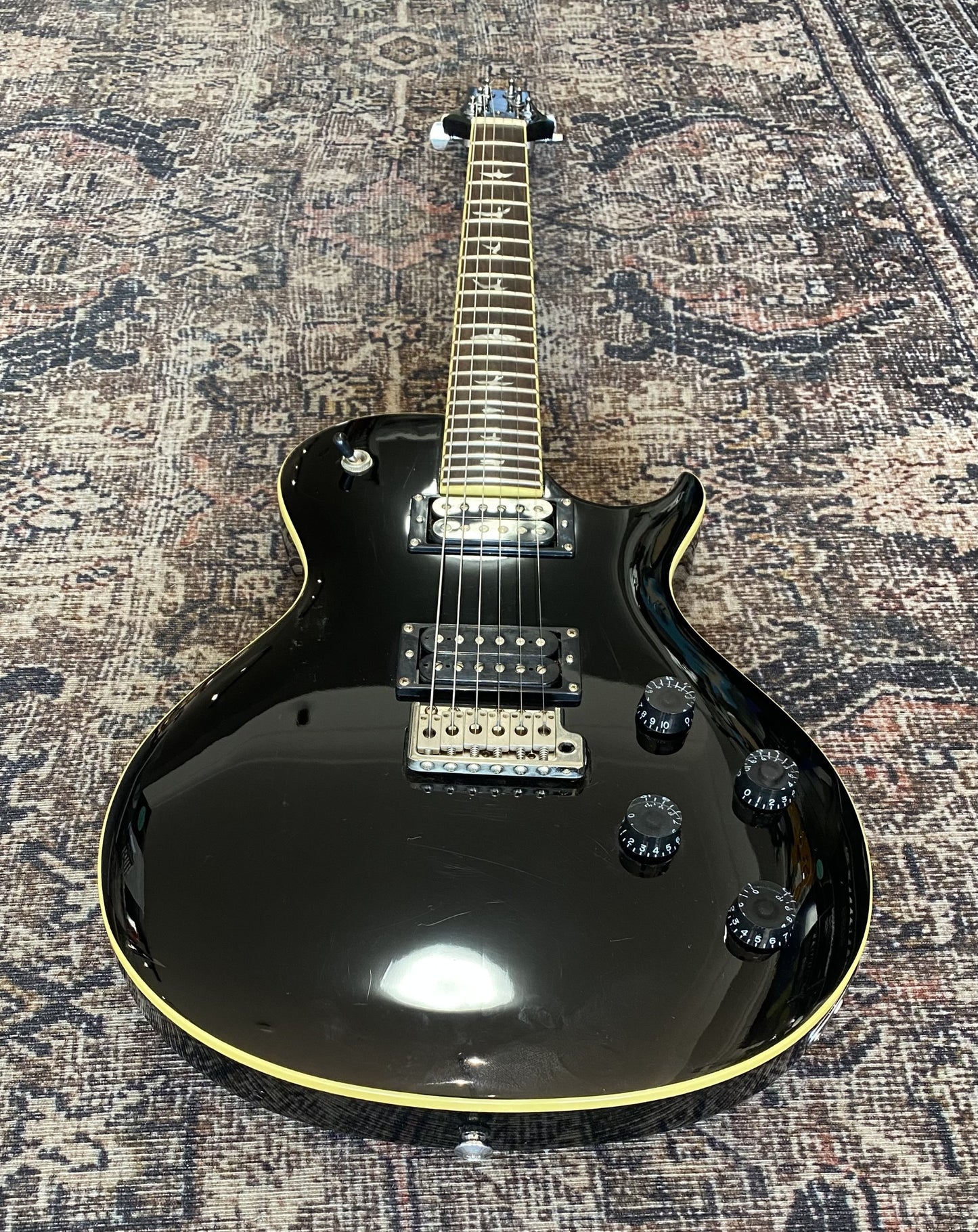 PRS SE SINGLE CUT WITH TREM - WITH GIG BAG (Pre-Loved)