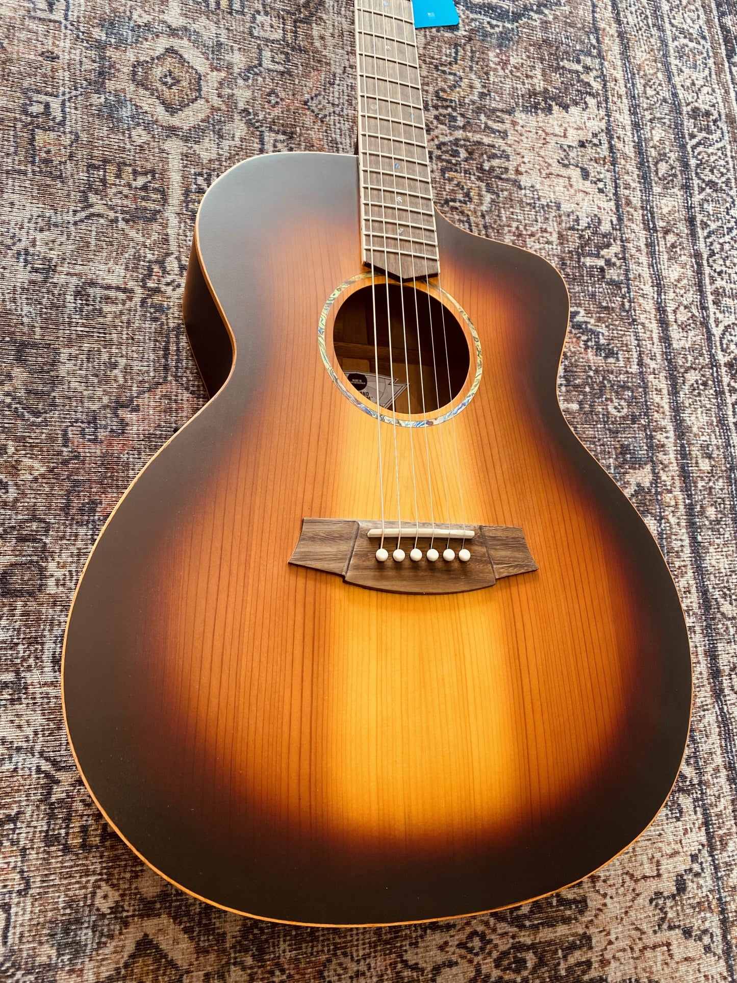 STUDIO GA All Solid Redwood Face Queensland Maple back & sides Made in China and Australia