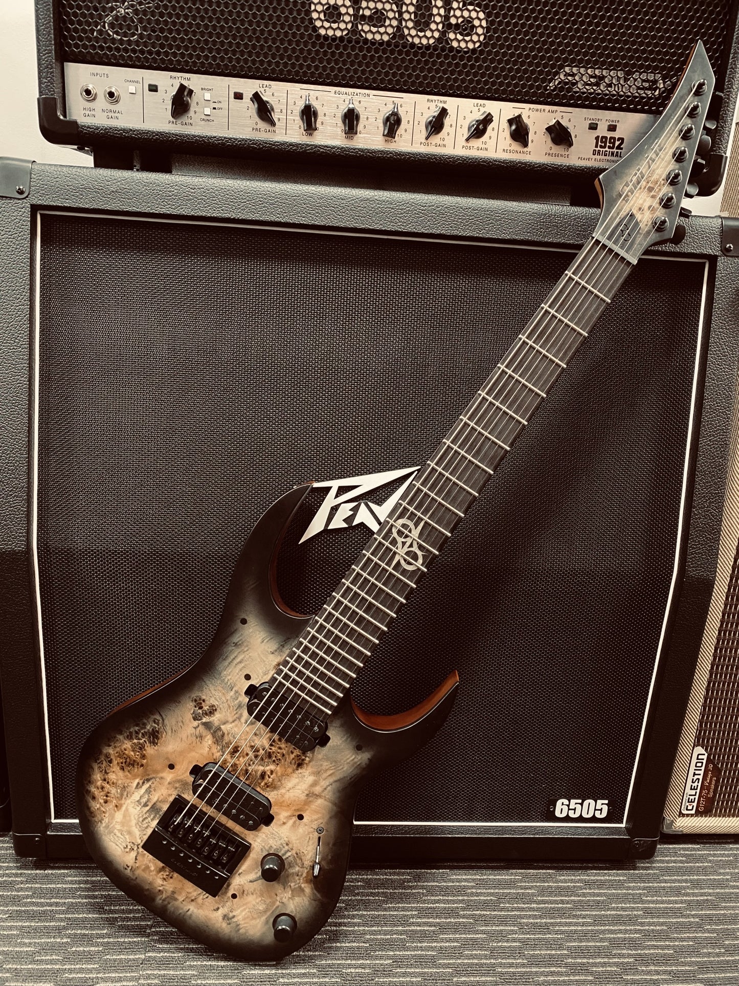 s/h SOLAR S1.7PB 7 STRING ELECTRIC GRT WITH CASE