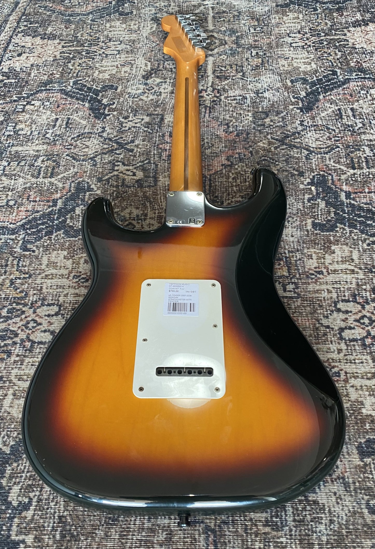 FENDER 2007-2008 MEXICAN STRATOCASTER WITH GATOR CASE (Pre-Loved)