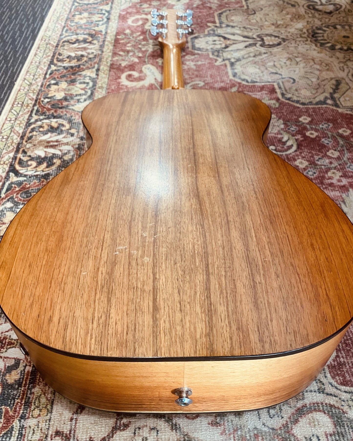 MATON SRS808 ACOUSTIC/ELECTRIC WITH CASE (PRE-LOVED)