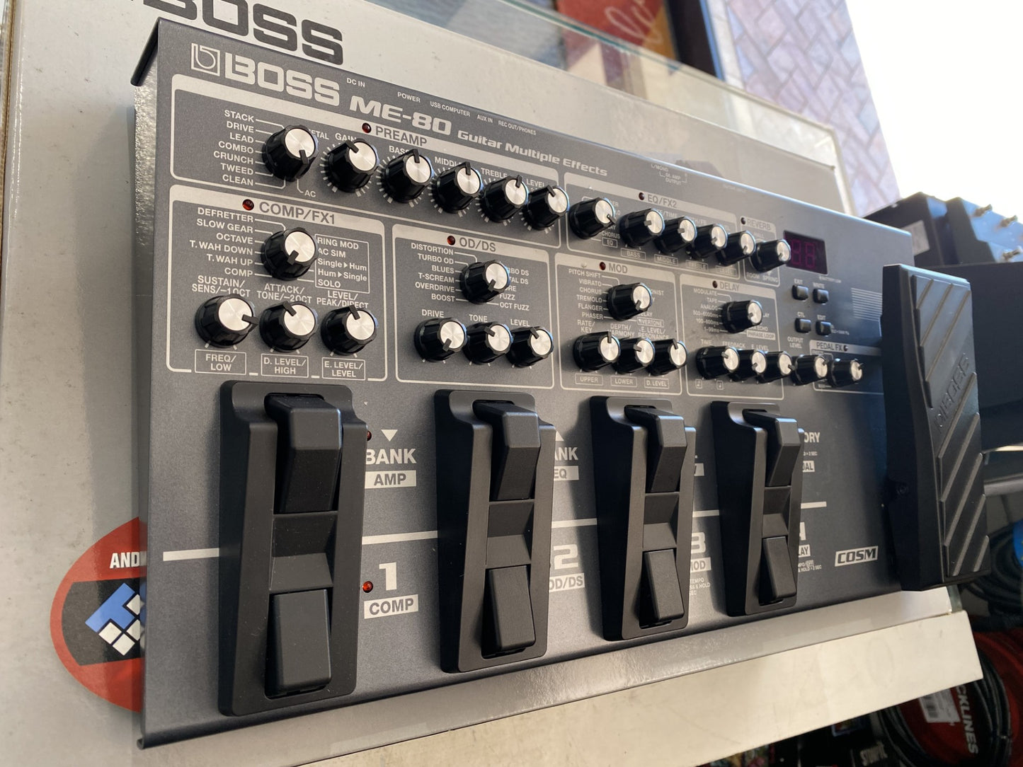 BOSS ME-80 EFFECTS PROCESSOR (Pre-Loved)