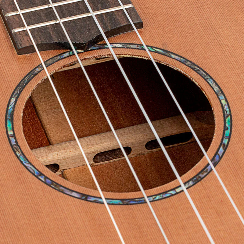 MAHALO MASTER SERIES Baritone Acoustic / Electric Ukulele