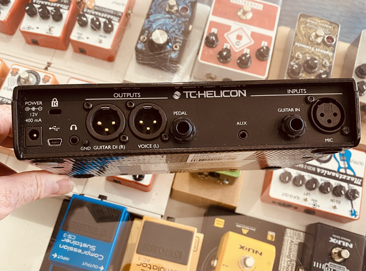 S/H TC HELICON PLAY ACOUSTIC WITH POWER SUPPLY