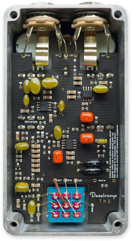 DAZATRONYX THD 80'S METAL FUZZ DISTROTION PEDAL