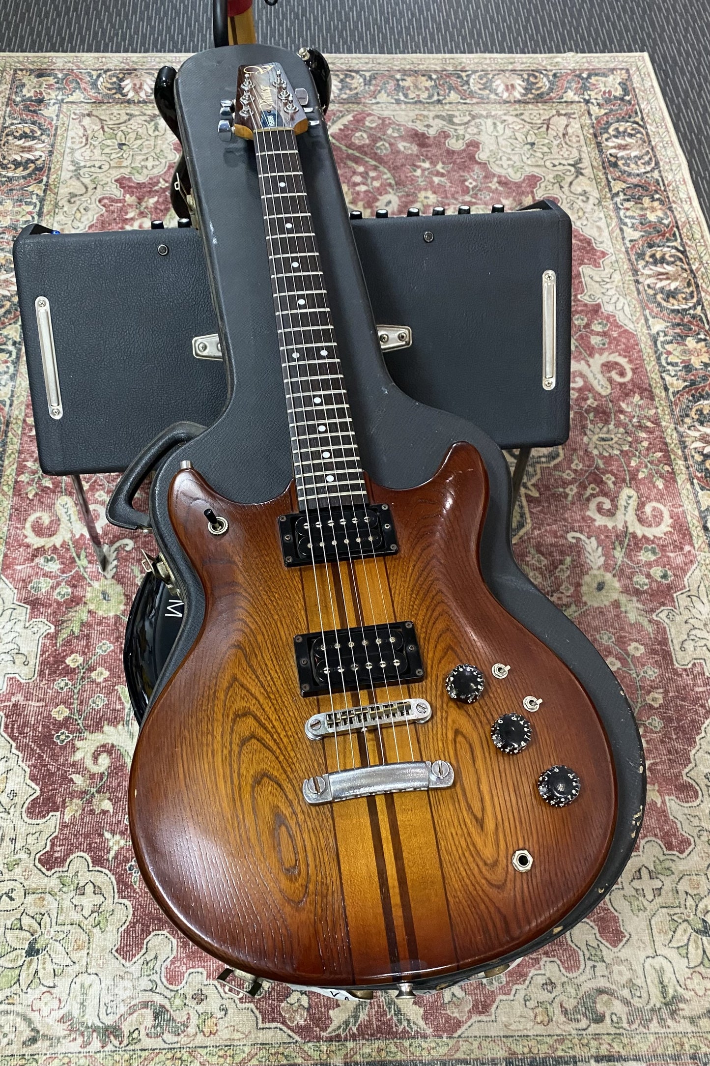 VANTAGE VS696 VINTAGE 1980's ELECTRIC GUITAR WITH CASE