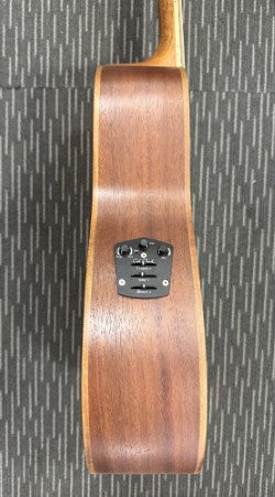 COLE CLARK PARLOUR - ALL SOLID MAHOGANY ELEC/ACOUSTIC W/BAG