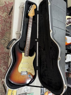 FENDER AMERICAN DELUXE 2007 STRATOCASTER SUNBURST W/CASE