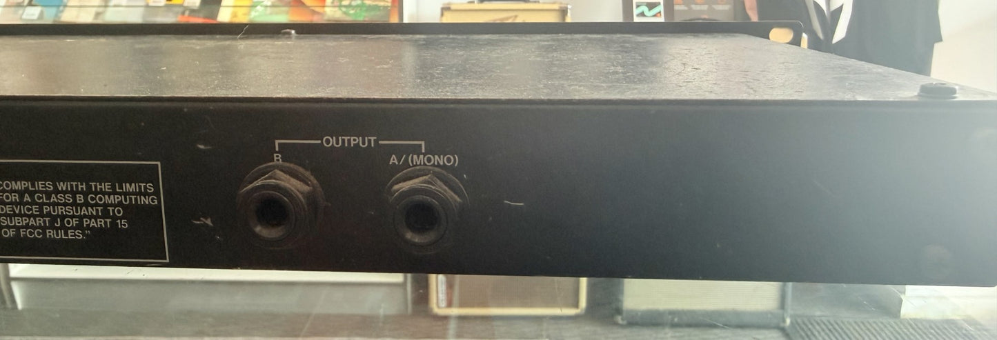 BOSS RE-1000 DIGITAL MULTI ECHO RACK UNIT - SECONDHAND