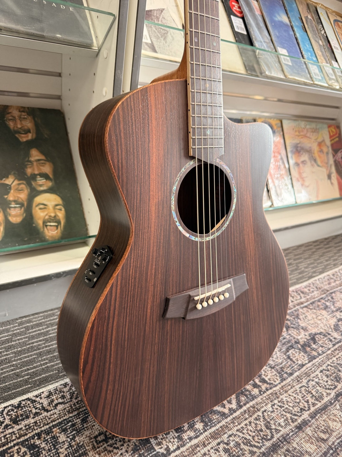 COLE CLARK STUDIO SERIES AN1EC - ALL SOLID ROSEWOOD W/ DLX BAG