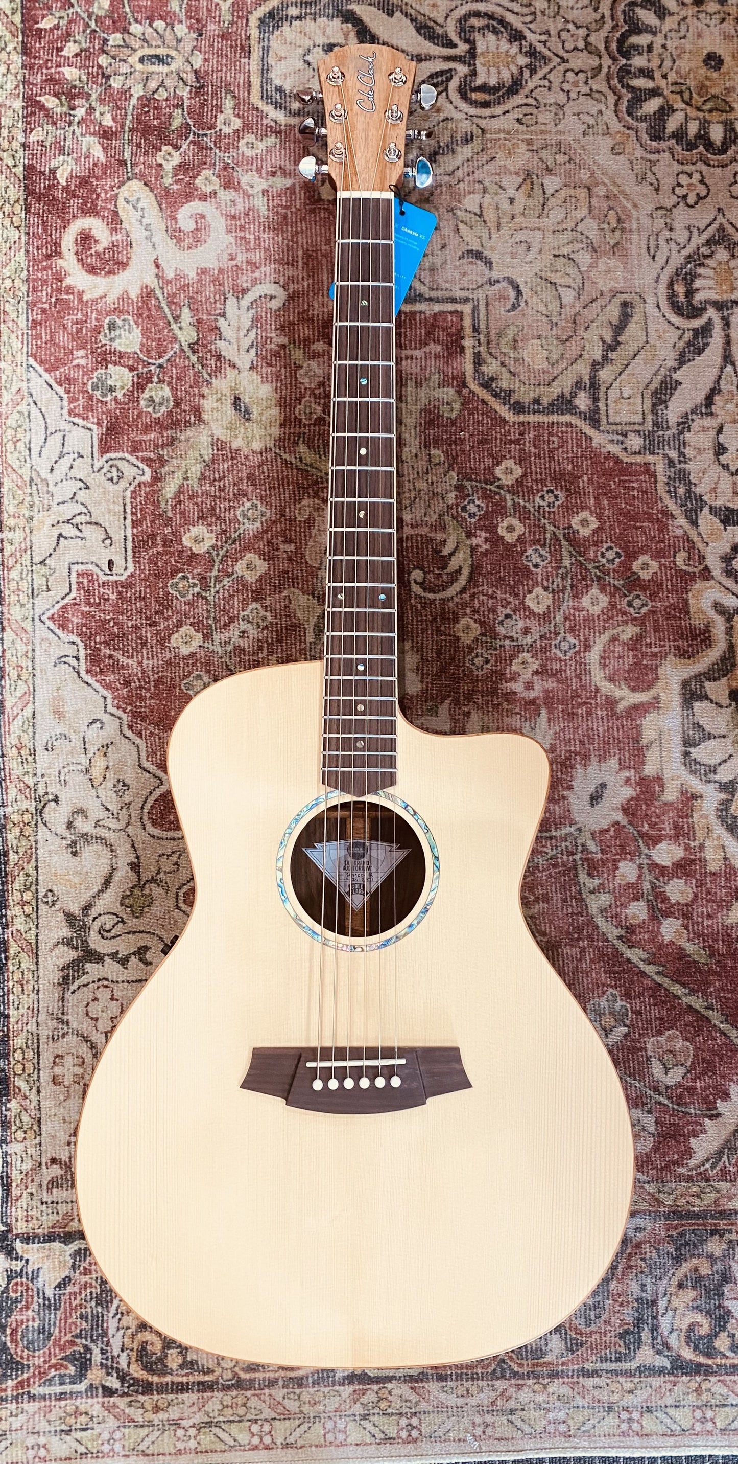 Cole Clark STUDIO series Acoustic/Electric All Solid Euro Spruce Face Rosewood back & sides