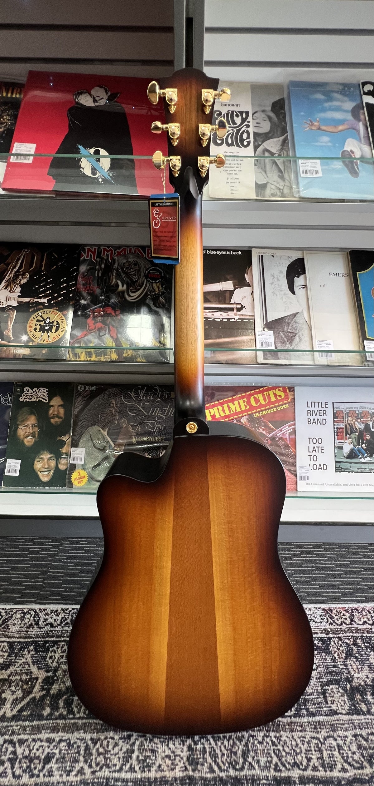 Cole Clark FL2EC Dreadnought Silky Oak in Sunburst top back and sides cutaway
