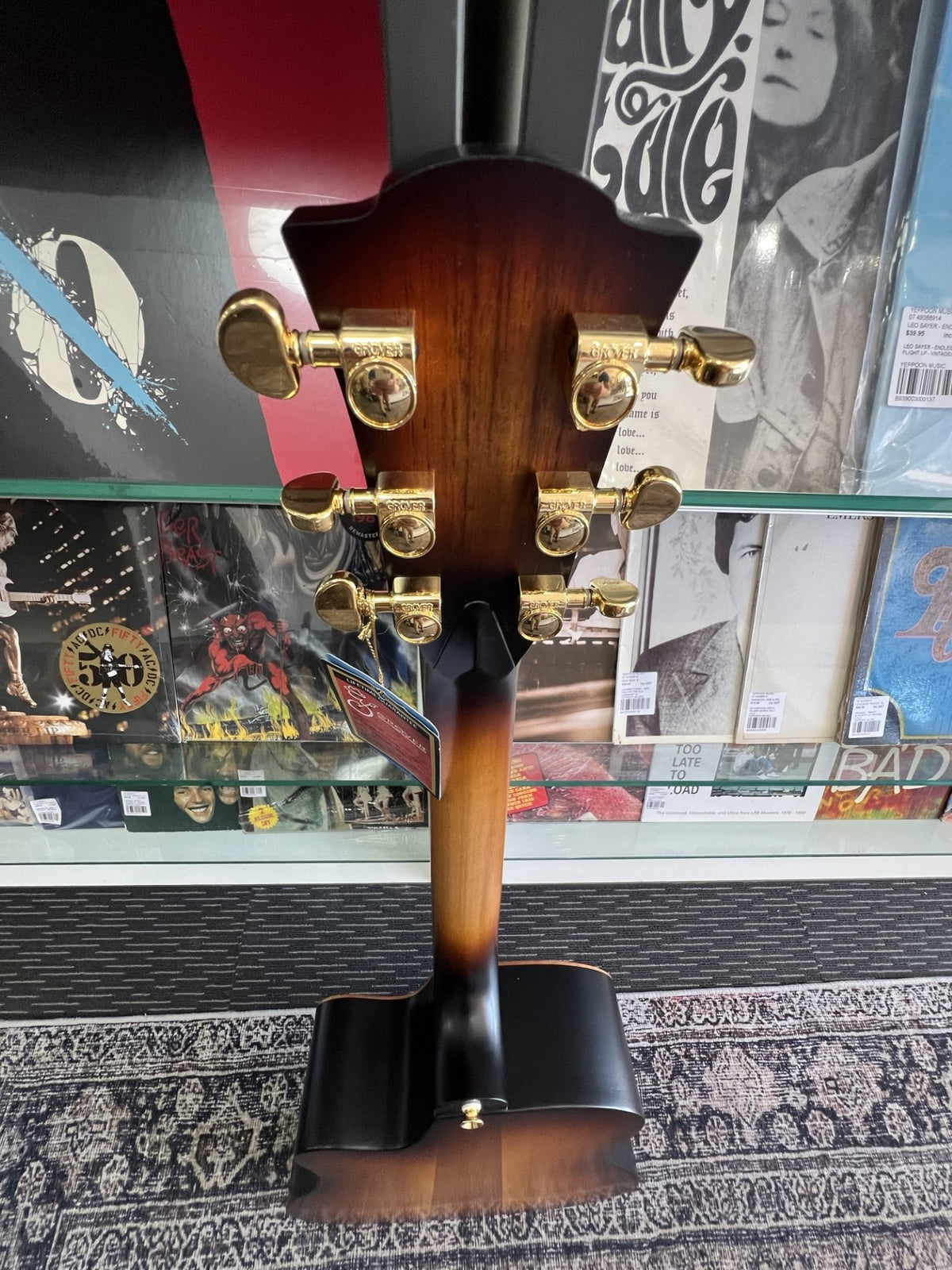 Cole Clark FL2EC Dreadnought Silky Oak in Sunburst top back and sides cutaway