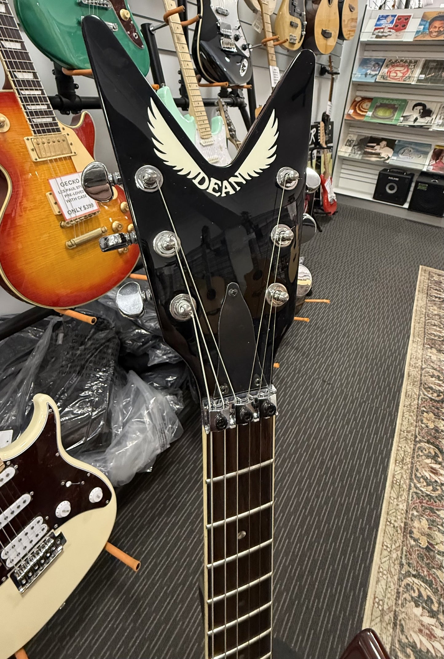 DEAN Z79 FLOYD ELECTRIC GTR WITH CASE - TRANS RED