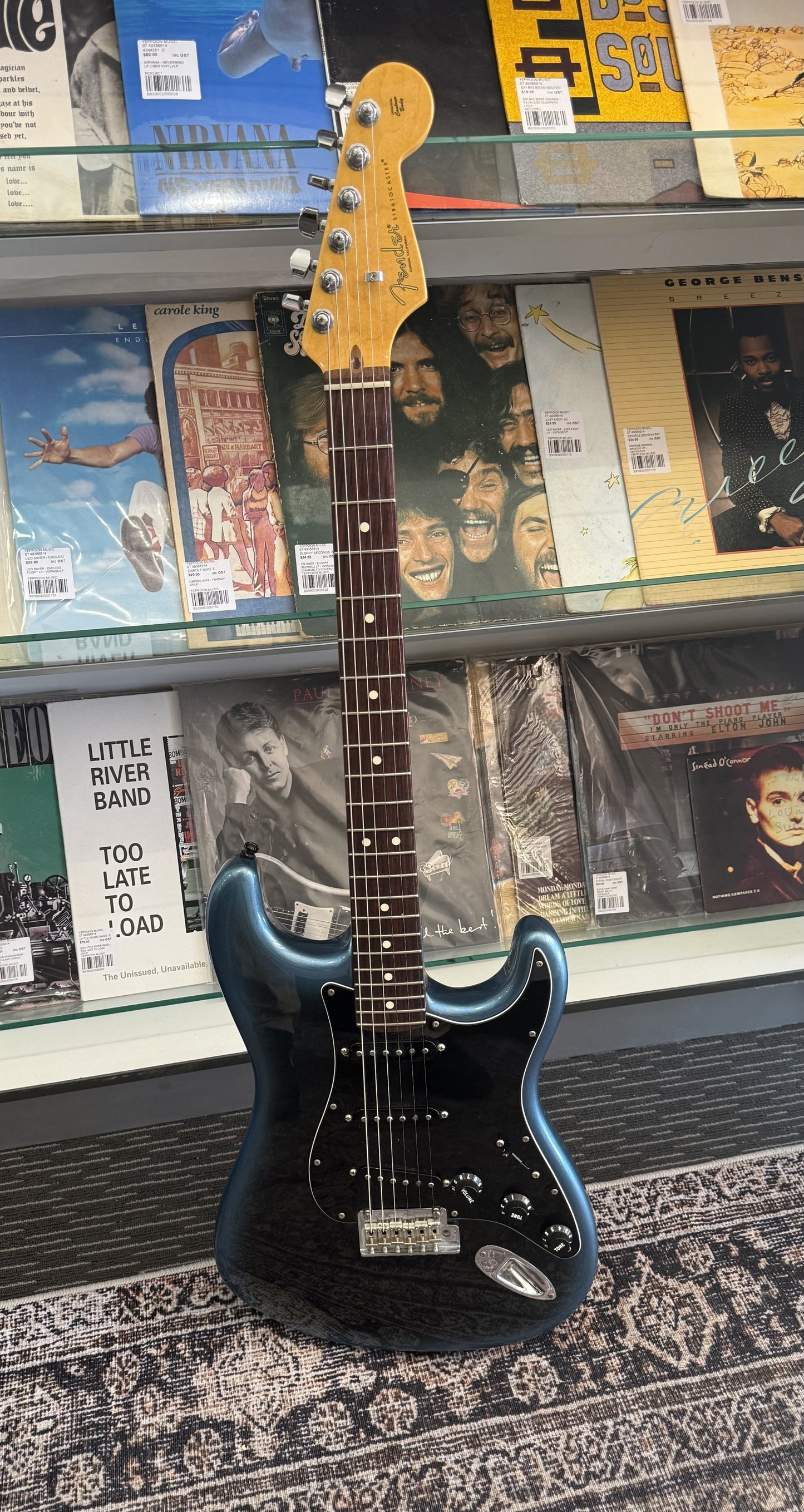 FENDER USA PROFESSIONAL 2 STRAT - DARK NIGHT Finish - SECONDHAND 2021