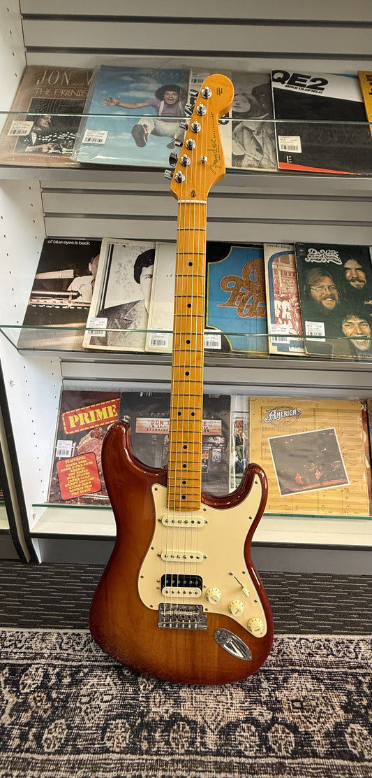 FENDER AMERICAN PRO II STRATOCASTER - SIENNA BURST SN#US22174259 - Secondhand