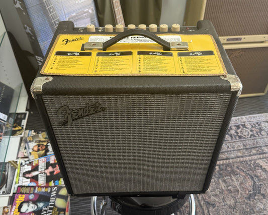 FENDER RUMBLE 40 BASS AMP - SECONDHAND