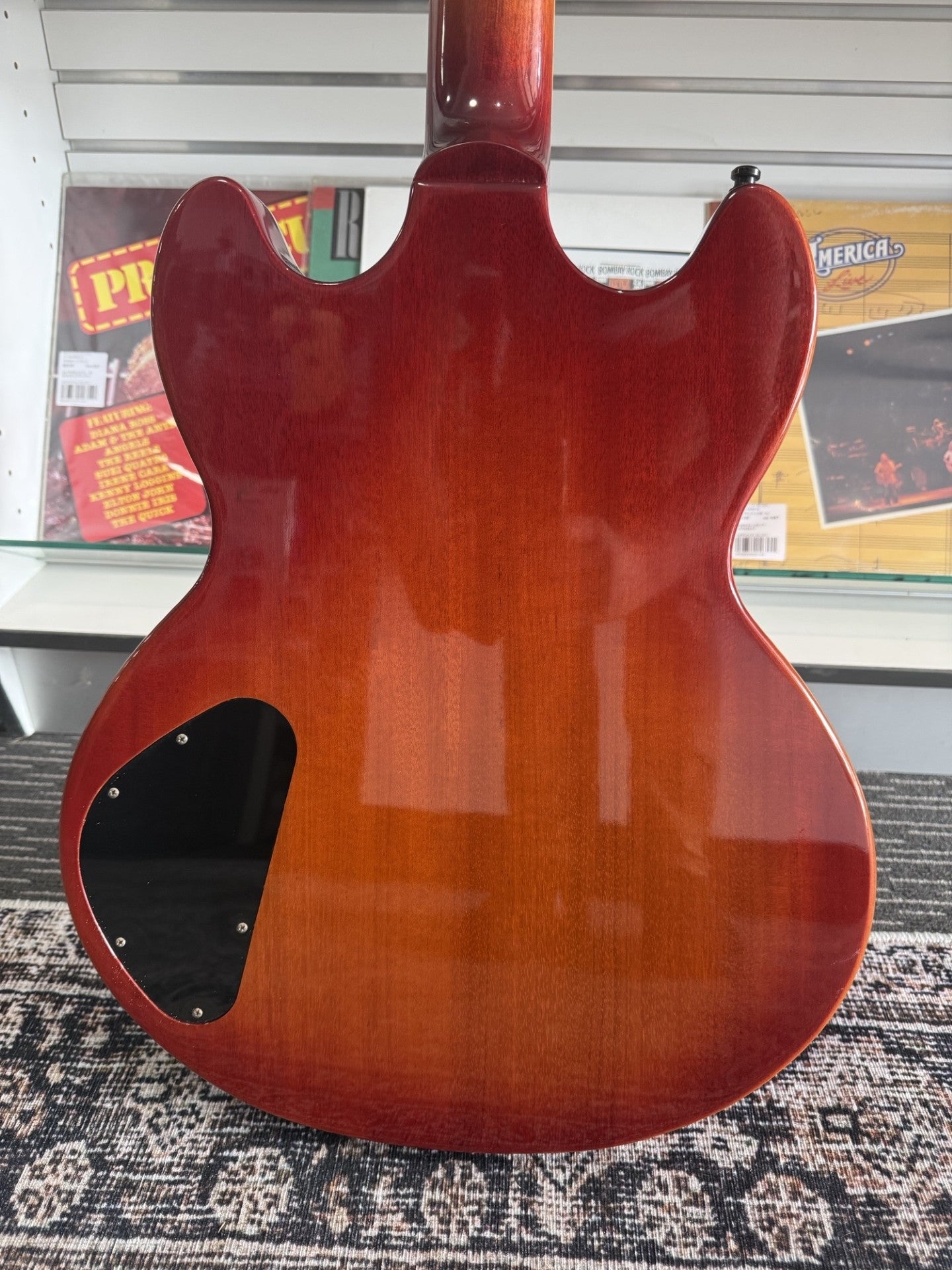 GIBSON MIDTOWN CUSTOM - MADE IN 2012 WITH CASE
