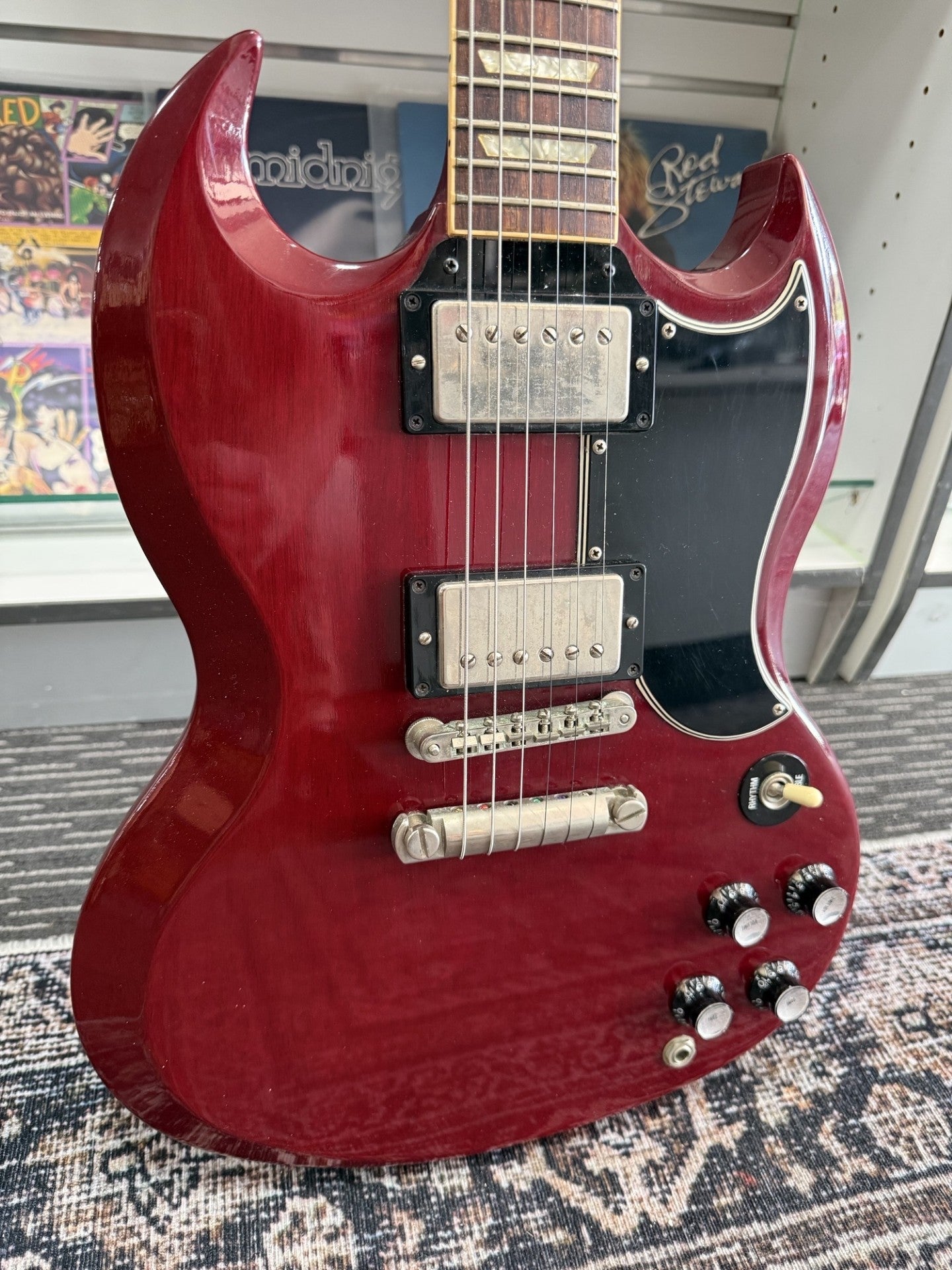 GIBSON SG . 61 Reissue  - MADE IN 1993 - CHERRY - IN CASE