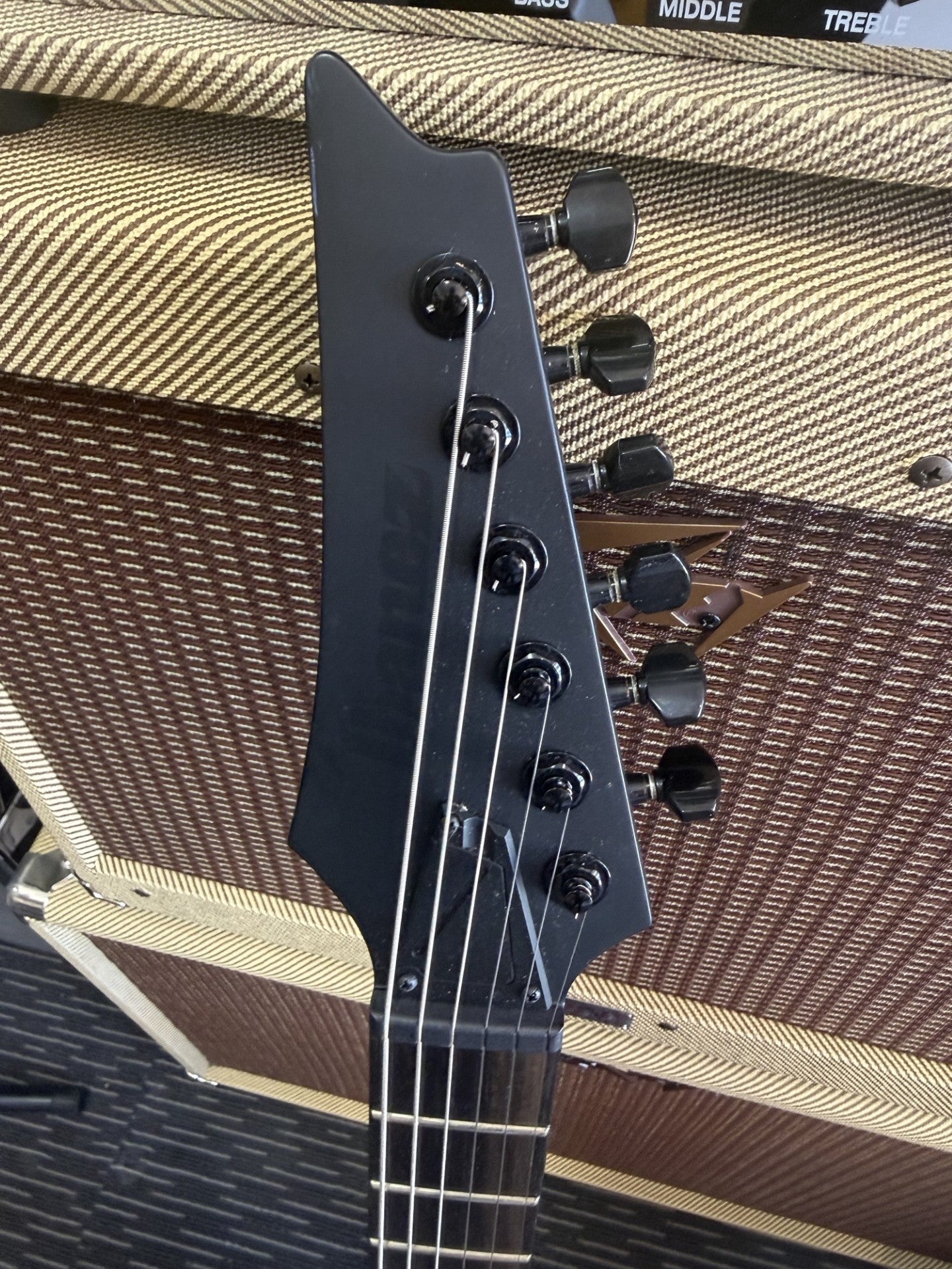 IBANEZ RGRTB621 ELECTRIC GTR WITH BOSS DELUXE BAG - SECONDHAND