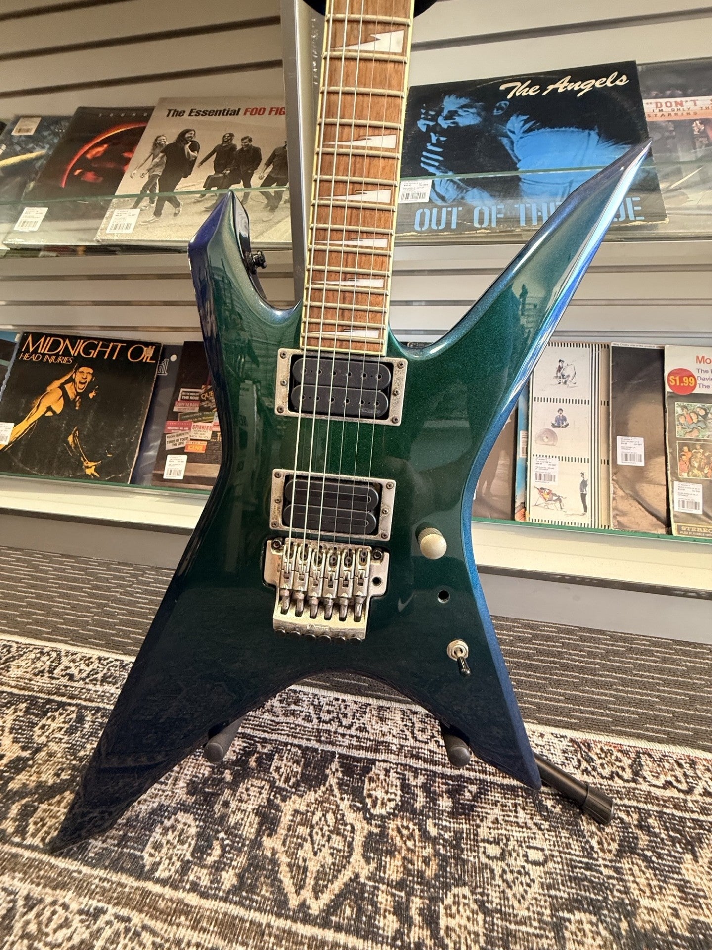 IBANEZ XIPHOS XPT700 CHAMELEON BLUE/GREEN WITH CASE - Secondhand