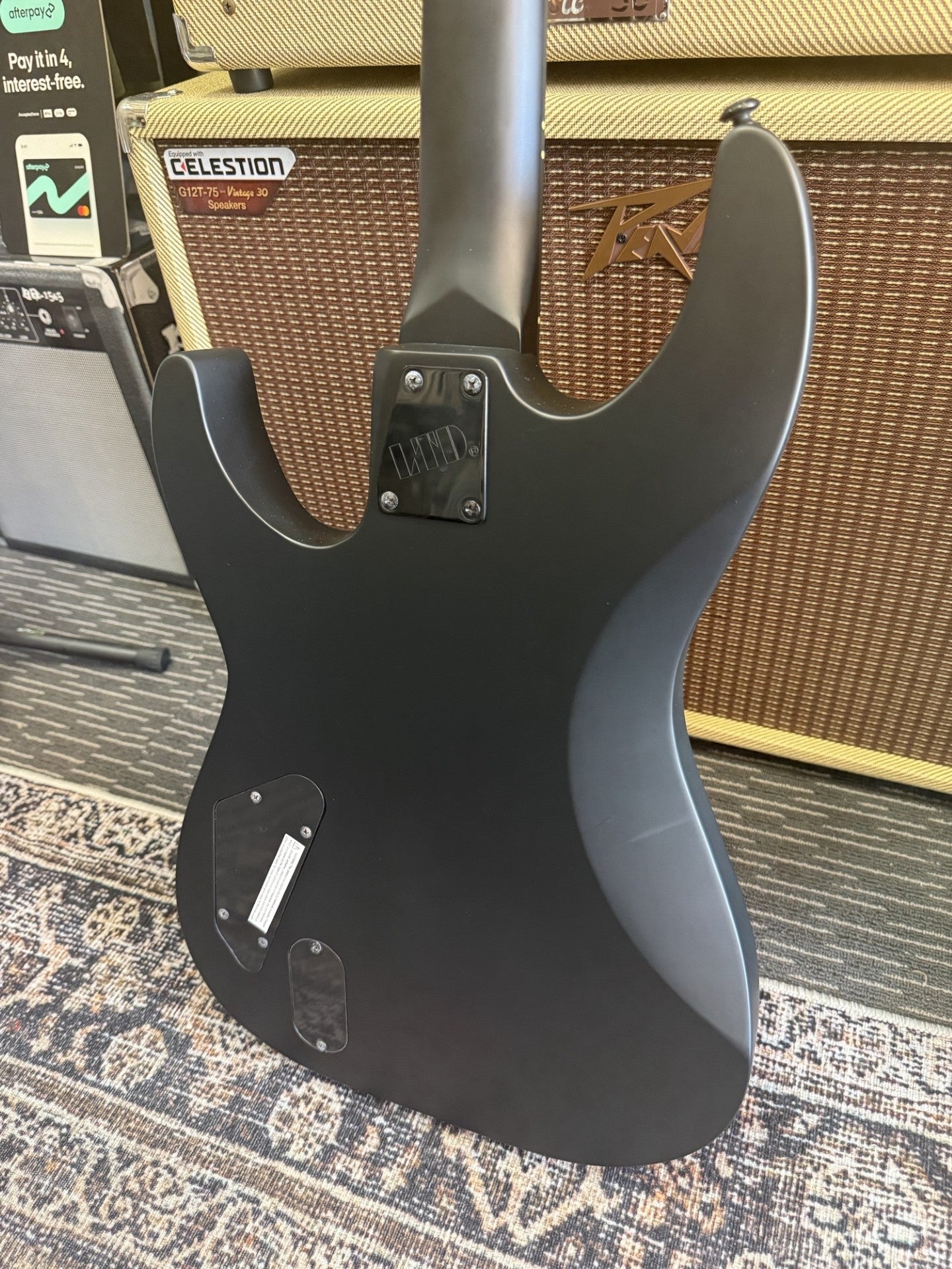 LTD M-4 BLACK METAL BASS WITH MAMMOTH DLX BAG - SECONDHAND