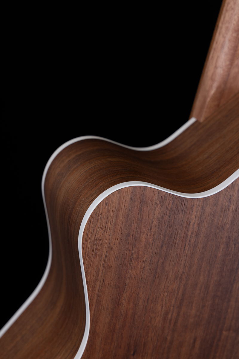 Pratley Classic OM All Solid Blackwood Back/Sides Spruce Top cutaway electric