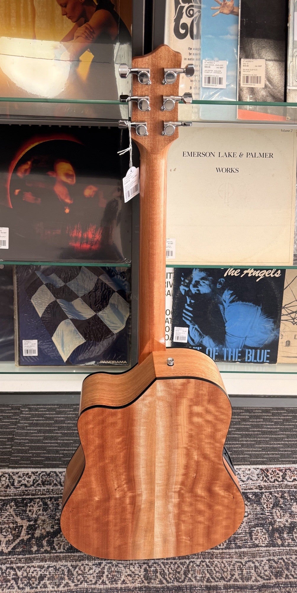 PRATLEY CLASSIC SERIES DREADNOUGHT - SPRUCE/MAPLE - SECOND HAND