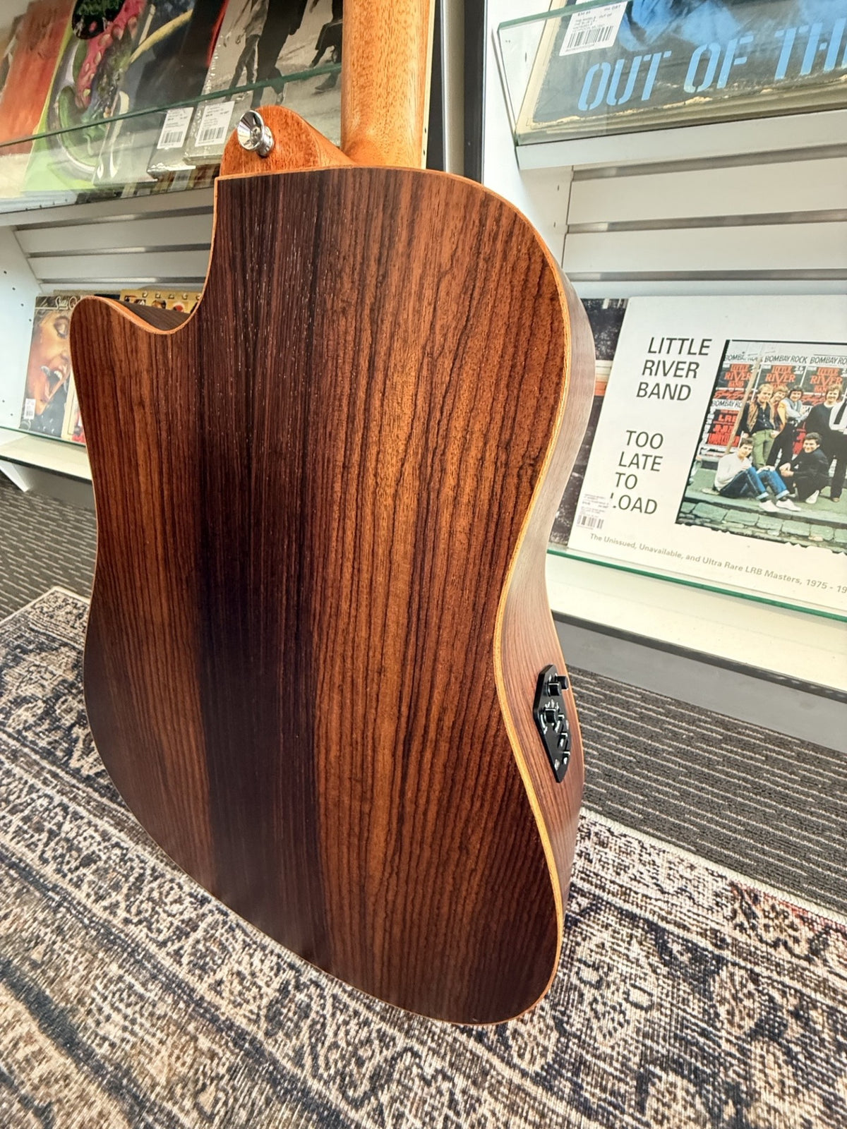 Cole Clark Studio Series FL1EC - Spruce/Rosewood With Dlx Gig Bag
