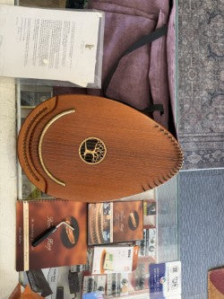 REVERIE HARP - WITH BAG , TUNER , BOOKS ,DVD & TUNING HAMMER - Secondhand
