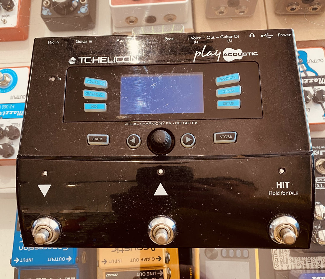 S/H TC HELICON PLAY ACOUSTIC WITH POWER SUPPLY – Yeppoon Music