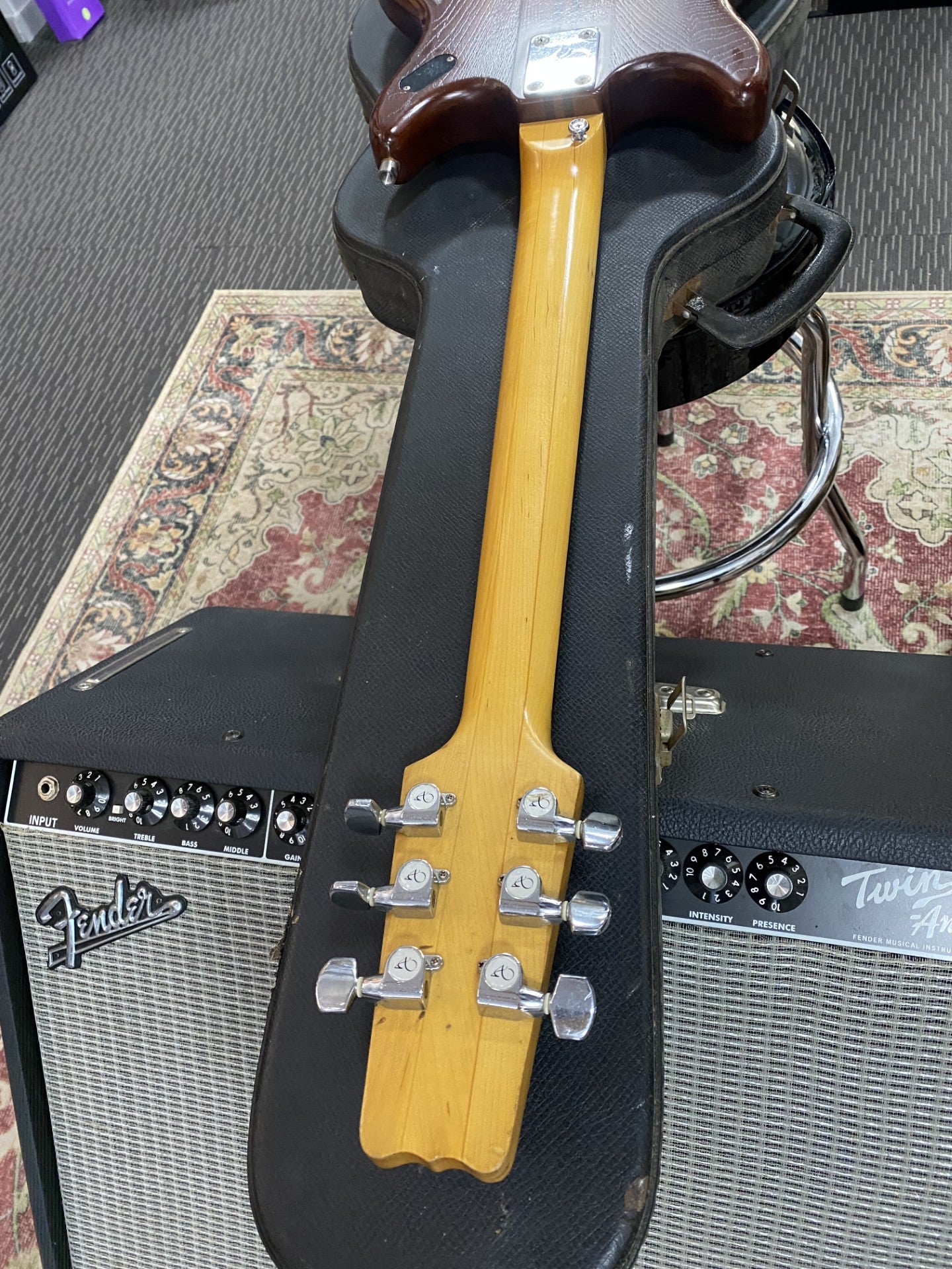 VANTAGE VS696 VINTAGE 1980's ELECTRIC GUITAR WITH CASE